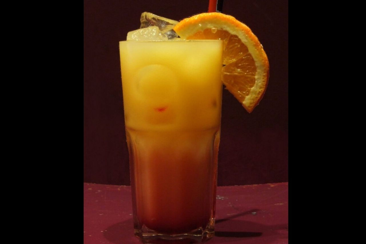 Tequila sunrise Przepis na drink takiDrink.pl