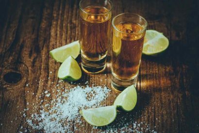 Thumbnail for Tequila – jak pić? Ile kosztuje?