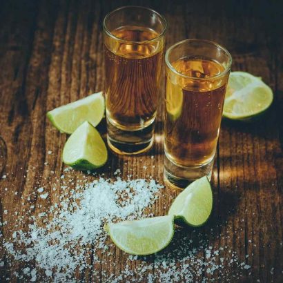 Thumbnail for Tequila – jak pić? Ile kosztuje?